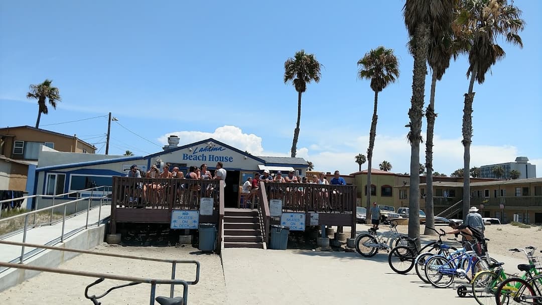 Lahaina Beach House, a happy hour spot in San Diego
