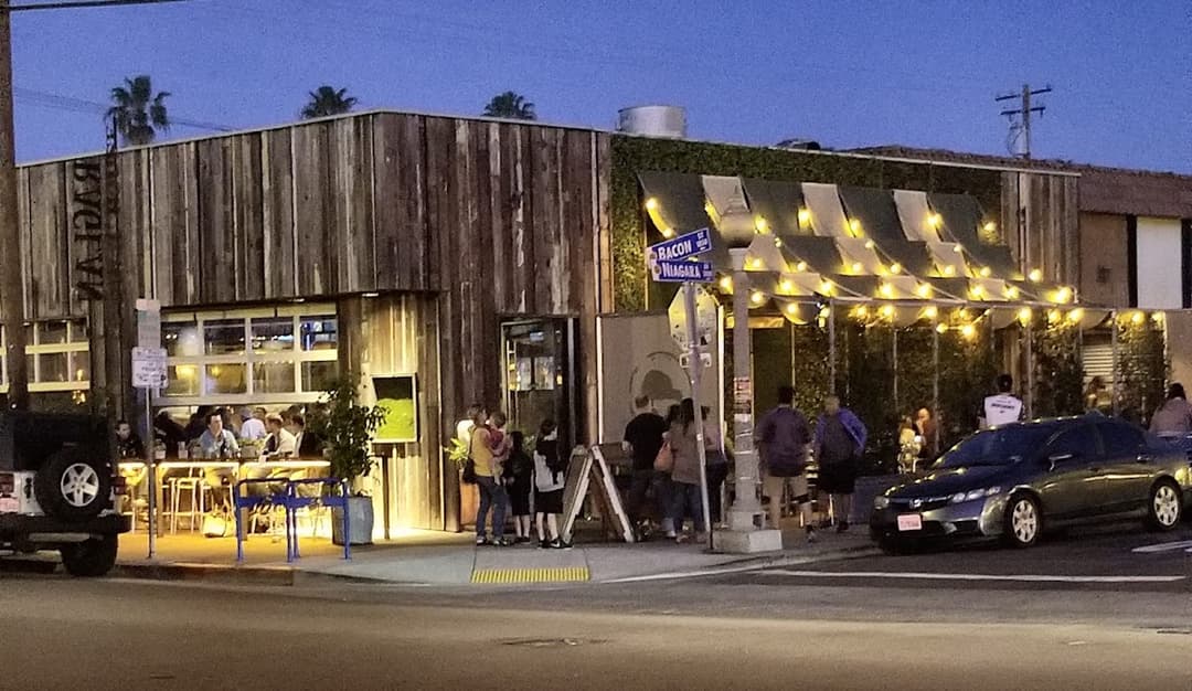 Raglan Public House, a happy hour spot in San Diego