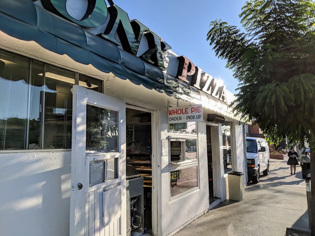 Bronx Pizza, a happy hour spot in San Diego