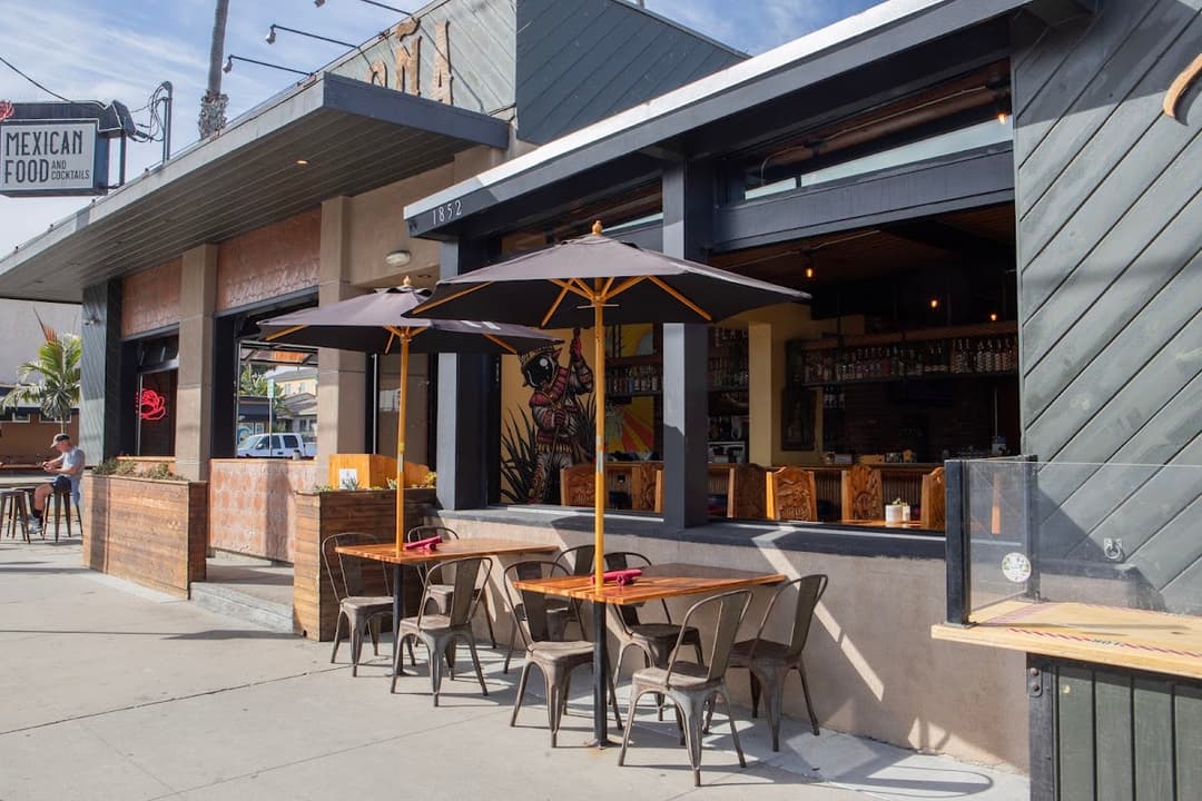 La Doña, a happy hour spot in San Diego