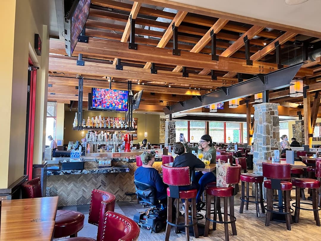 Lazy Dog Restaurant & Bar in San Diego