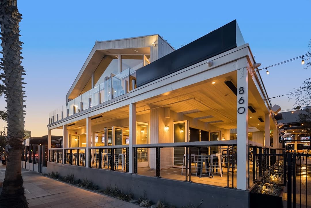 Mavericks Beach Club, a happy hour spot in San Diego
