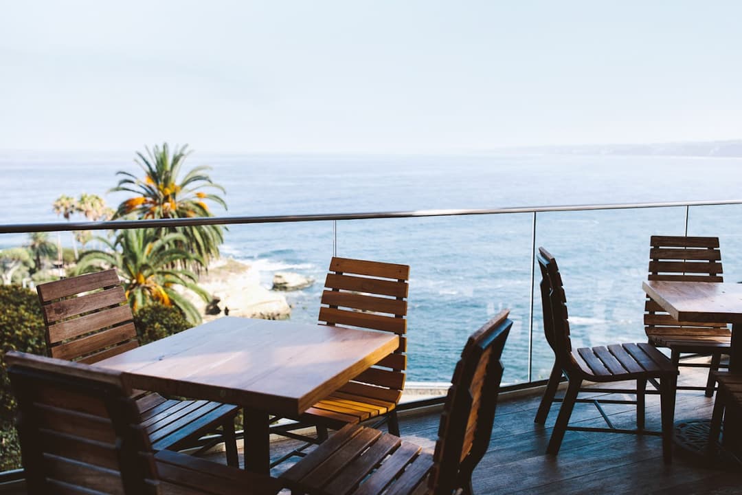 Duke's La Jolla, a happy hour spot in San Diego