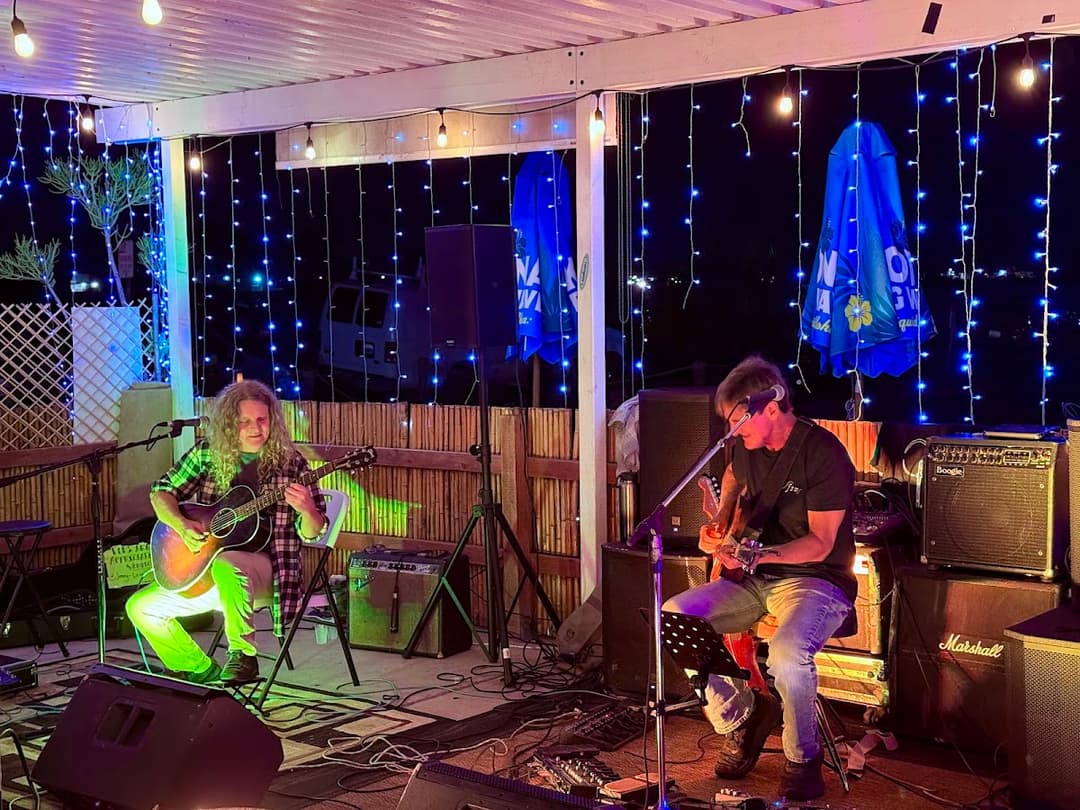 Aquarius Bar & Grille, a happy hour spot in San Diego