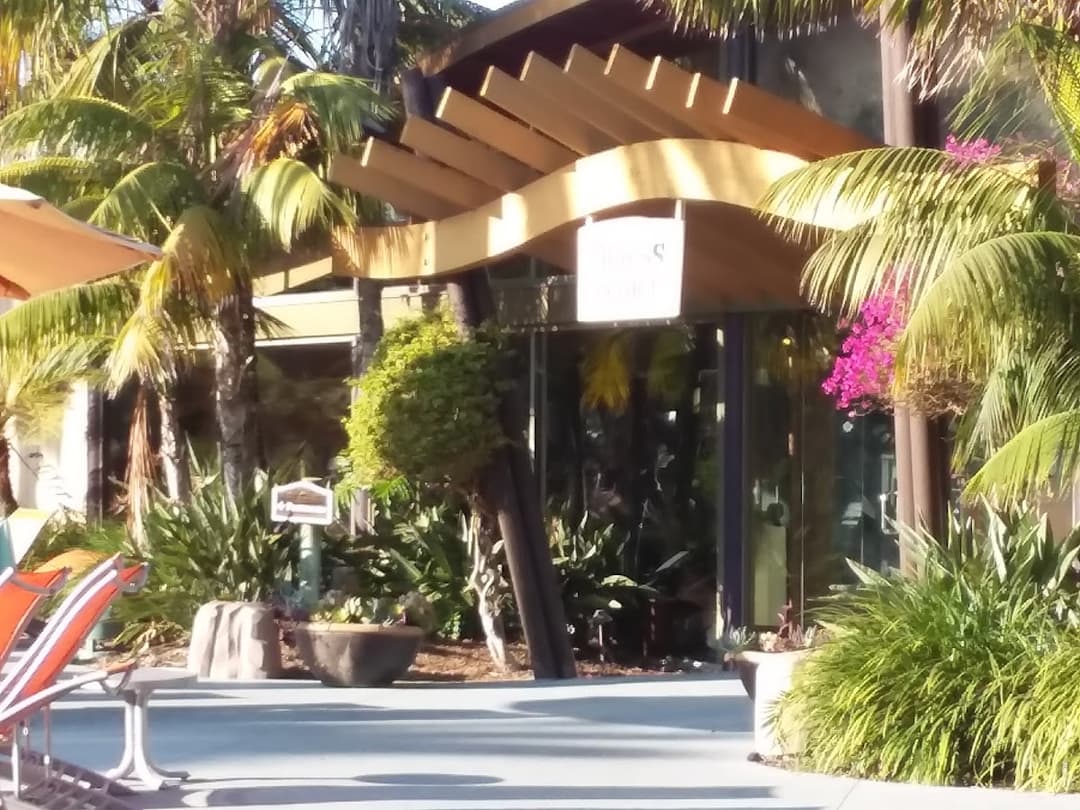 Tropics Cantina, a happy hour spot in San Diego