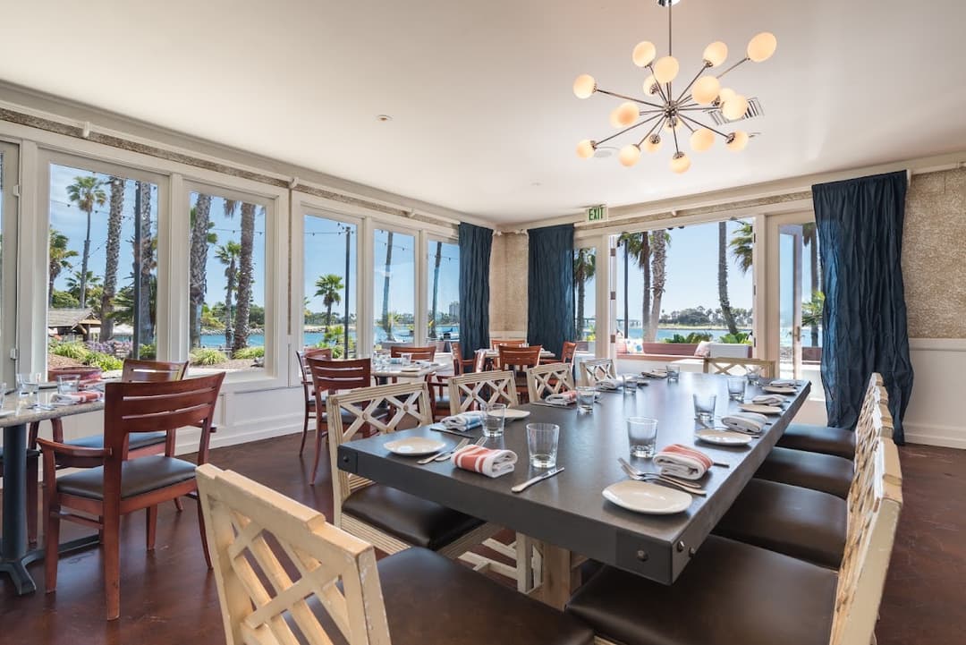 Tidal, a happy hour spot in San Diego