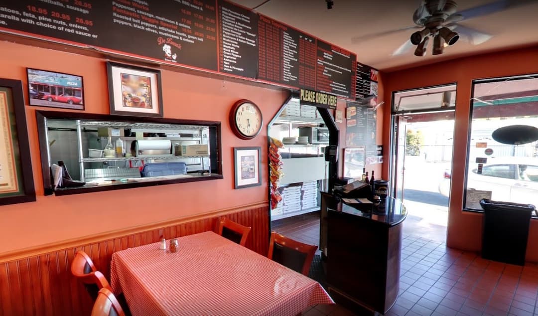 De Luca's Restaurant, a happy hour spot in San Diego