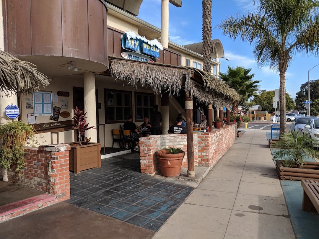 Daybreak Island Grill, a happy hour spot in San Diego