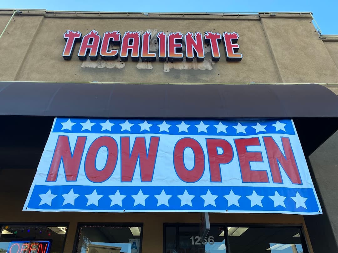 Tacaliente Mexican Grill, a happy hour spot in San Diego