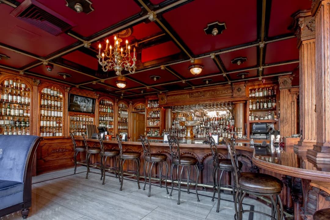 Salt & Whiskey, a happy hour spot in San Diego
