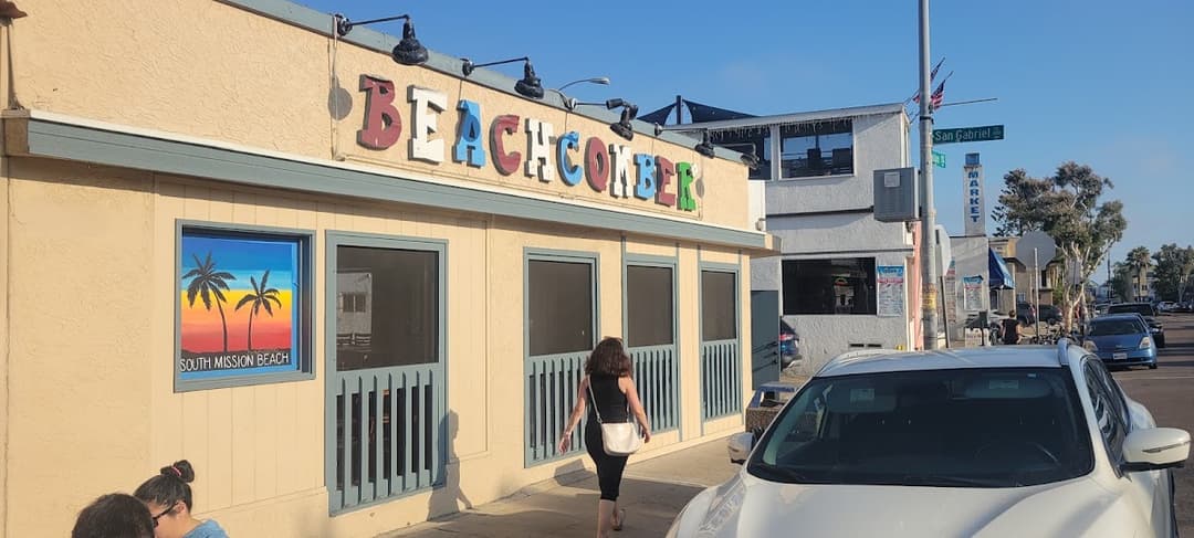 Beachcomber, a happy hour spot in San Diego